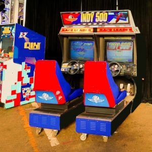 2-Player Indy500 Racing Game (Linkable)